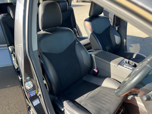 プリウスアルファ G チューン ブラック 純正ナビ・フルセグTV・CD・DVD・バックカメラ・ドラレコ・ETC・プッシュスタート・スマートキー・電動格納ミラー・オートエアコン・純正16インチホイール・7人乗り・(46枚目)