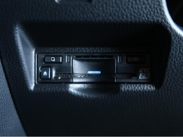 ノア Ｓ－Ｇ　ワンオーナー車　横滑り防止　エアロ　Ｂモニター　クルコン　スマートキ　アルミホイール　リアオートエアコン　ＡＡＣ　ナビ＆ＴＶ　ＥＴＣ車載器　イモビライザー　ＬＥＤライト　キーレス　ウォークスルー（19枚目）