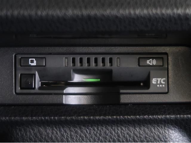 ヴォクシー ハイブリッドＺＳ　煌ＩＩＩ　アイドリングストップ　地デジＴＶ　リヤカメラ　１オナ車　Ｗエアコン　スマートキー　ＤＶＤ再生可　クルコン　ＶＳＣ　キーレス　アルミホイール　ナビ＆ＴＶ　ＬＥＤヘッドランプ　ＥＴＣ　３列シート　ＡＢＳ（18枚目）