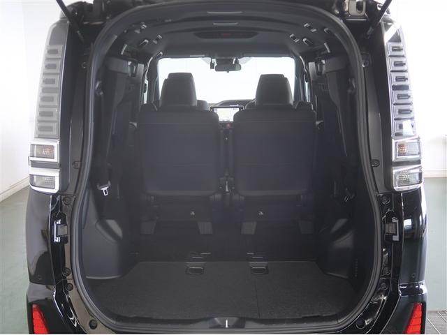 ヴォクシー ハイブリッドＺＳ　煌ＩＩＩ　アイドリングストップ　地デジＴＶ　リヤカメラ　１オナ車　Ｗエアコン　スマートキー　ＤＶＤ再生可　クルコン　ＶＳＣ　キーレス　アルミホイール　ナビ＆ＴＶ　ＬＥＤヘッドランプ　ＥＴＣ　３列シート　ＡＢＳ（30枚目）