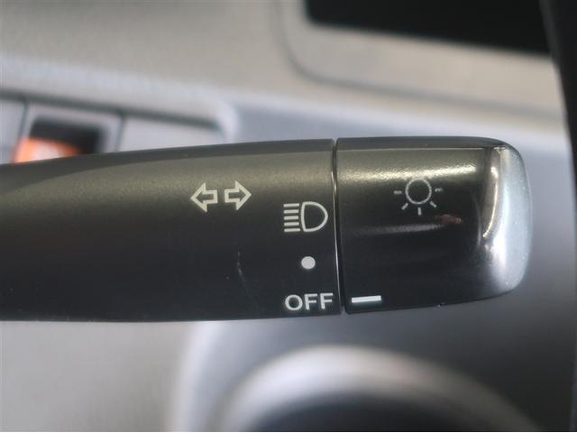 シエンタ Ｘ　ＥＴＣ装備　バックガイドモニター　運転席助手席エアバック　マニュアルエアコン　１オーナー　キーフリーシステム　アイドルストップ　メモリーナビゲーション　横滑防止装置　エアバック付き　ワンセグＴＶ（16枚目）