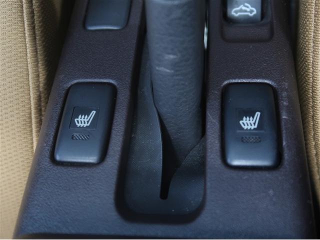 シートヒーター付きです。寒い日も快適なドライブが楽しめます♪