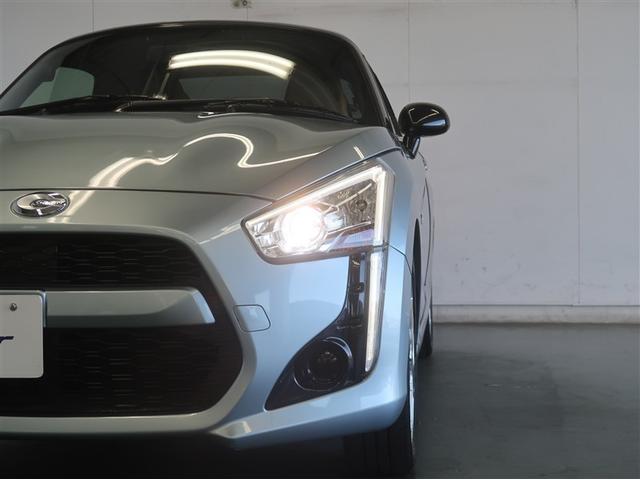 ＬＥＤヘッドライトです。デザイン性が良くとても明るいので、夜間の走行や悪天候でも安心です。しかも長寿命！