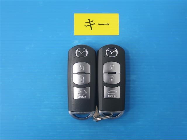 キーを取り出さずにドアを施錠＆解錠。車の始動も可能です。