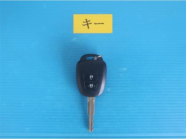 ヴィッツ Ｆ　アイドリングストップ車　パワーウィンドウ　エアバック　Ｗエアバック　エアコン　横滑り防止装置　キーレスキー　パワステ　ＡＢＳ　ミュージックプレイヤー接続可　ワンオーナー（26枚目）