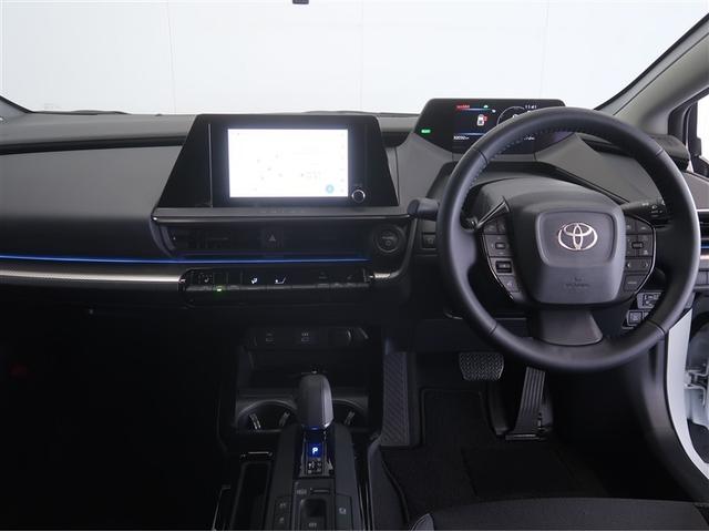 プリウス Ｇ　１オーナー　衝突被害軽減ブレーキ　アイドルストップ　ＬＥＤライト　フルセグＴＶ　ＡＣ１００Ｖ　アルミホイール　クルーズコントロール　ＴＶ　キーフリー　スマキー　カーテンエアバック　エアコン　ＥＳＣ（7枚目）