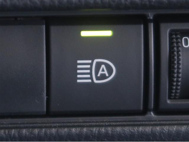 プリウス Ｇ　１オーナー　衝突被害軽減ブレーキ　アイドルストップ　ＬＥＤライト　フルセグＴＶ　ＡＣ１００Ｖ　アルミホイール　クルーズコントロール　ＴＶ　キーフリー　スマキー　カーテンエアバック　エアコン　ＥＳＣ（13枚目）