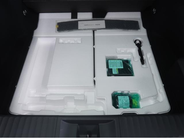 プリウス Ｇ　１オーナー　衝突被害軽減ブレーキ　アイドルストップ　ＬＥＤライト　フルセグＴＶ　ＡＣ１００Ｖ　アルミホイール　クルーズコントロール　ＴＶ　キーフリー　スマキー　カーテンエアバック　エアコン　ＥＳＣ（31枚目）