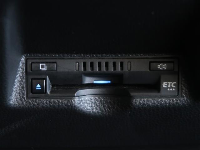 ヤリスクロス ハイブリッドＺ　クルーズＣ　横滑防止装置　リアカメラ　ワンオーナー車　ＬＥＤライト　メモリーナビゲーション　盗難防止装置　電動シート　ドライブレコーダー　ＡＷ　キーレス　スマートキー　ＡＢＳ　ナビ　４ＷＤ　ＥＴＣ（19枚目）