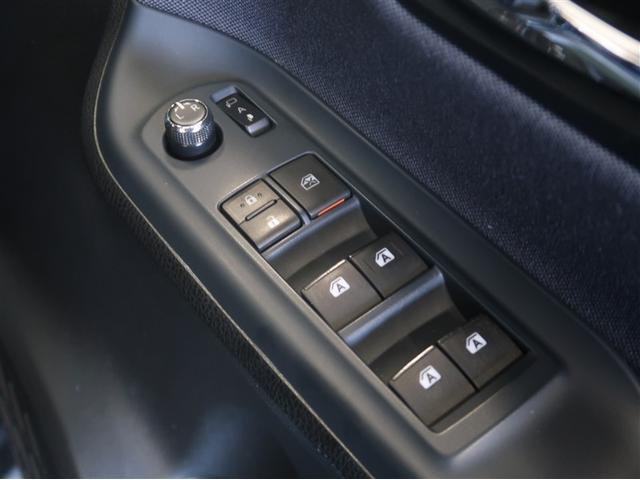 ヴォクシー ＺＳ　煌　地上デジタル　ＴＳＳ　両側パワードア　アイドリングストップ車　パワーウィンド　横滑防止　１オーナ　ＤＶＤ可　盗難防止装置　スマートエントリー　Ｂカメラ　ＬＥＤヘッドライト　メモリーナビ　３列シート（18枚目）