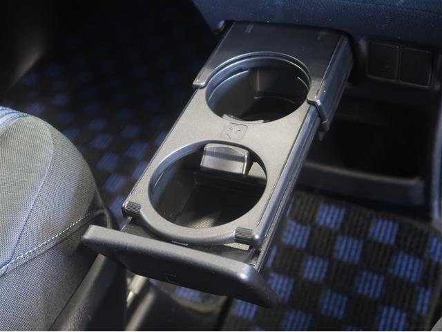 ヴォクシー ＺＳ　煌　地上デジタル　ＴＳＳ　両側パワードア　アイドリングストップ車　パワーウィンド　横滑防止　１オーナ　ＤＶＤ可　盗難防止装置　スマートエントリー　Ｂカメラ　ＬＥＤヘッドライト　メモリーナビ　３列シート（20枚目）