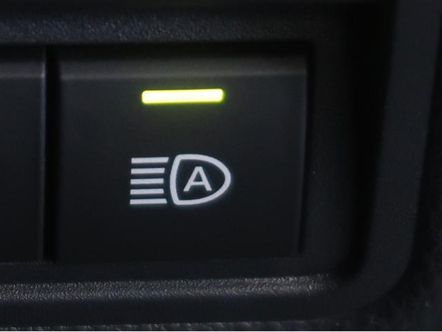 ヤリスクロス ハイブリッドＺ　アドベンチャー　横滑り防止装置　クルーズコントロール　キーレス　４ＷＤ　ＬＥＤヘッドライト　エアバッグ　ミュージックプレイヤー接続可　スマートキー　アイドリングストップ　オートエアコン　パワーステアリング　ドラレコ（14枚目）