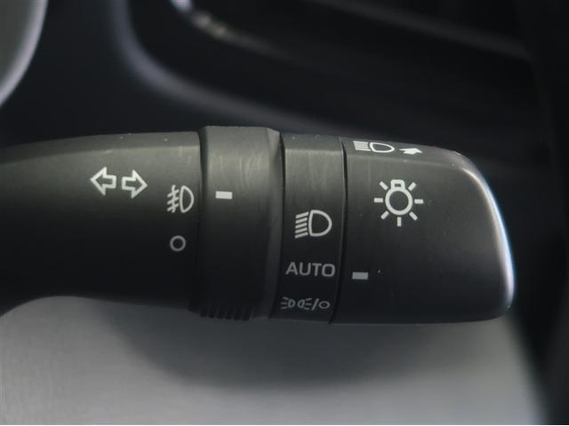 ヤリスクロス ハイブリッドＺ　アドベンチャー　横滑り防止装置　クルーズコントロール　キーレス　４ＷＤ　ＬＥＤヘッドライト　エアバッグ　ミュージックプレイヤー接続可　スマートキー　アイドリングストップ　オートエアコン　パワーステアリング　ドラレコ（22枚目）