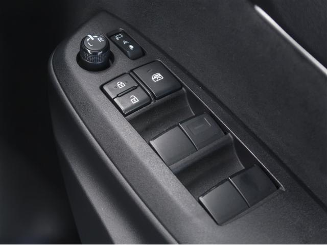 ヤリスクロス ハイブリッドＺ　アドベンチャー　横滑り防止装置　クルーズコントロール　キーレス　４ＷＤ　ＬＥＤヘッドライト　エアバッグ　ミュージックプレイヤー接続可　スマートキー　アイドリングストップ　オートエアコン　パワーステアリング　ドラレコ（23枚目）