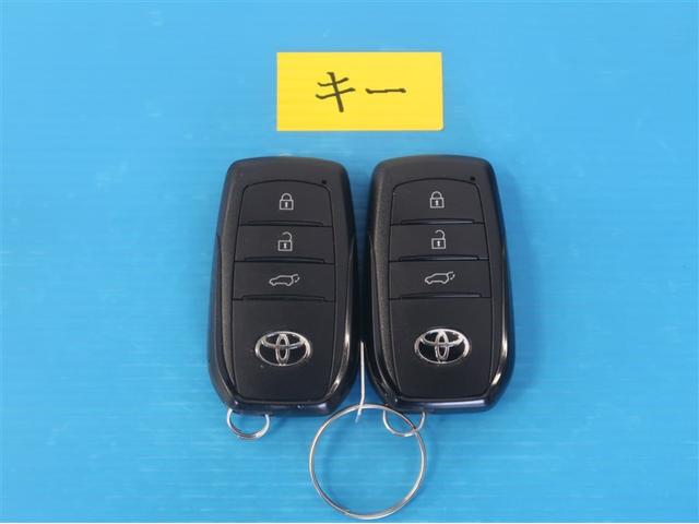 ヤリスクロス ハイブリッドＺ　アドベンチャー　横滑り防止装置　クルーズコントロール　キーレス　４ＷＤ　ＬＥＤヘッドライト　エアバッグ　ミュージックプレイヤー接続可　スマートキー　アイドリングストップ　オートエアコン　パワーステアリング　ドラレコ（25枚目）