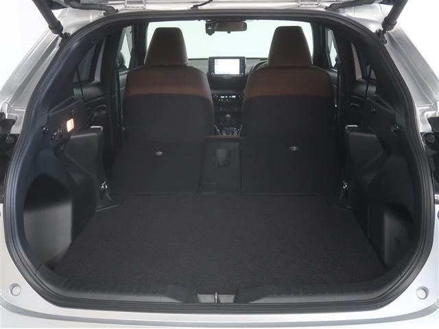 ヤリスクロス ハイブリッドＺ　アドベンチャー　横滑り防止装置　クルーズコントロール　キーレス　４ＷＤ　ＬＥＤヘッドライト　エアバッグ　ミュージックプレイヤー接続可　スマートキー　アイドリングストップ　オートエアコン　パワーステアリング　ドラレコ（30枚目）