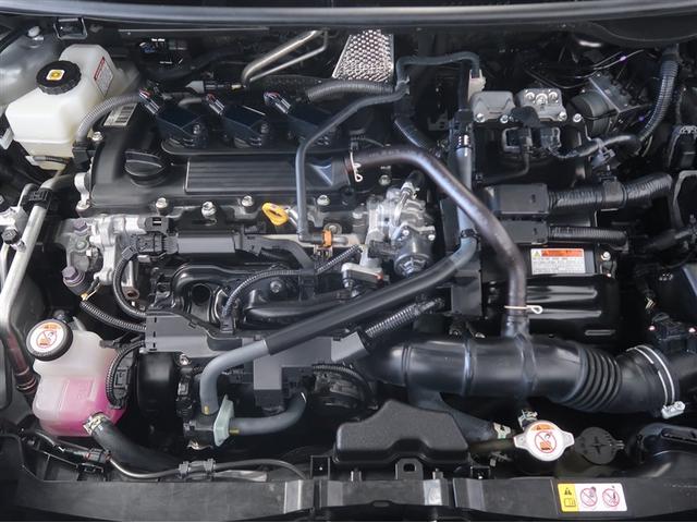 ヤリスクロス ハイブリッドＺ　アドベンチャー　横滑り防止装置　クルーズコントロール　キーレス　４ＷＤ　ＬＥＤヘッドライト　エアバッグ　ミュージックプレイヤー接続可　スマートキー　アイドリングストップ　オートエアコン　パワーステアリング　ドラレコ（34枚目）