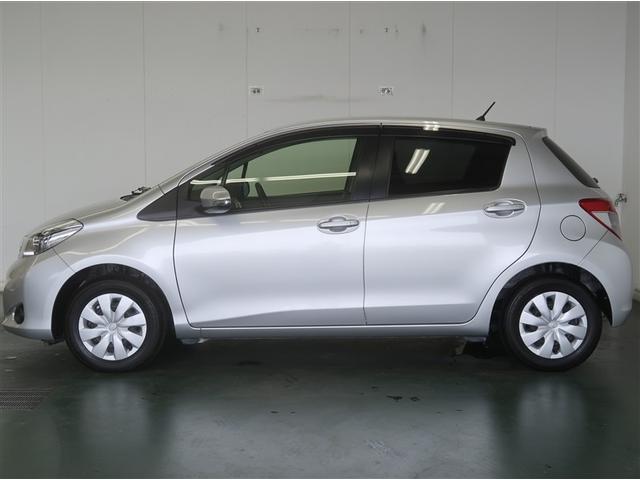 ヴィッツ Ｆ　スマイルエディション　スマートキー・プッシュスタート　ワンセグＴＶ　運転席助手席エアバッグ　ＡＵＸ接続　パワステ　盗難防止システム　ナビＴＶ　メモリーナビ　ワンオーナー　パワーウィンドウ　オートエアコン　キーフリー　ＥＴＣ（7枚目）