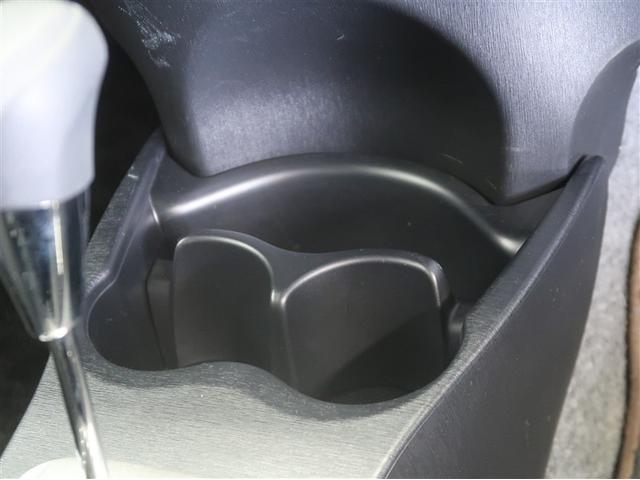 ヴィッツ Ｆ　スマイルエディション　スマートキー・プッシュスタート　ワンセグＴＶ　運転席助手席エアバッグ　ＡＵＸ接続　パワステ　盗難防止システム　ナビＴＶ　メモリーナビ　ワンオーナー　パワーウィンドウ　オートエアコン　キーフリー　ＥＴＣ（22枚目）