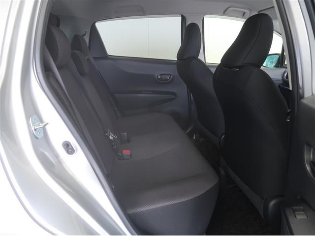 ヴィッツ Ｆ　スマイルエディション　スマートキー・プッシュスタート　ワンセグＴＶ　運転席助手席エアバッグ　ＡＵＸ接続　パワステ　盗難防止システム　ナビＴＶ　メモリーナビ　ワンオーナー　パワーウィンドウ　オートエアコン　キーフリー　ＥＴＣ（31枚目）