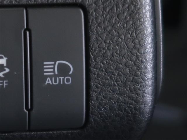 ハリアー プログレス メタル アンド レザーパッケージ 衝突軽減システム LEDヘッド 黒革シート フルセグTV ドラレコ 盗難防止装置 電動シート ミュージックプレイヤー接続可 スマートキー ETC 横滑り防止機能 ABS DVD再生 ワンオーナー AW(16枚目)