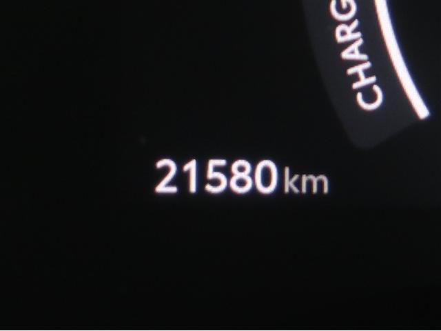 シエンタ ハイブリッドＺ　ＴＳＳ　ワンオーナ　エアバック　キーレスエントリー　ナビＴＶ　イモビライザー　バックモニター　ＬＥＤヘッドライト　ＥＴＣ車載器　横滑り防止　スマートキー　オートエアコン　サイドエアバッグ　ＷＳＲＳ（10枚目）