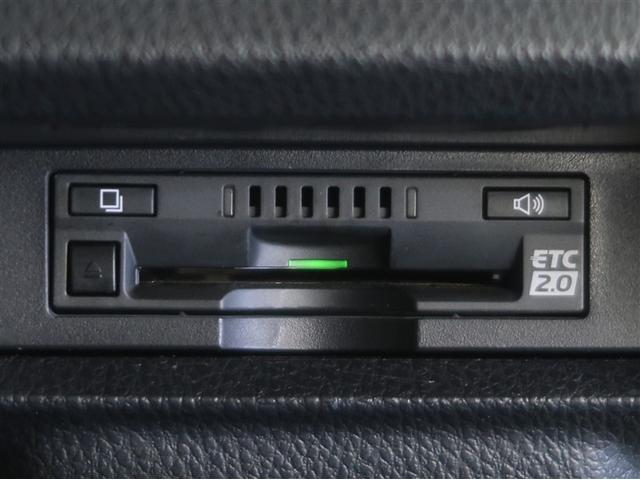 エスクァイア ハイブリッドＧｉ　プレミアムパッケージ　地上デジタル　衝突被害軽減　ＬＥＤライト　Ｂカメラ　クルコン　スマートキー　メモリナビ　ナビ＆ＴＶ　キーレス　ドラレコ　盗難防止装置　ＤＶＤ再生　ＡＢＳ　３列シート　ＥＴＣ　アルミ　オートエアコン（21枚目）