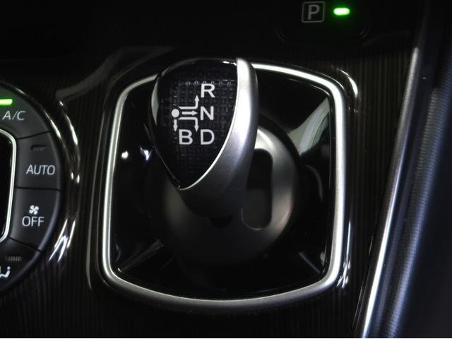 エスクァイア ハイブリッドＧｉ　プレミアムパッケージ　地上デジタル　衝突被害軽減　ＬＥＤライト　Ｂカメラ　クルコン　スマートキー　メモリナビ　ナビ＆ＴＶ　キーレス　ドラレコ　盗難防止装置　ＤＶＤ再生　ＡＢＳ　３列シート　ＥＴＣ　アルミ　オートエアコン（27枚目）