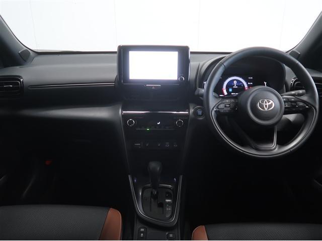 �X�^�C���b�V���ȃf�U�C���̃C���p�l�B�e����X�C�b�`�͎g���Ղ��ʒu�ɔz�u����Ă܂��B