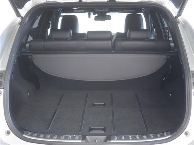 ハリアーハイブリッド プログレス　メタル　アンド　レザーパッケージ　衝突軽減ブレーキ　クルコン　ＡＷ　本革シート　ＤＶＤ再生　ミュージックプレイヤー接続可　エアロ　ＬＥＤヘッドランプ　Ｐシート　メモリーナビ　横滑り防止装置　バックカメラ　ナビ＆ＴＶ　４ＷＤ　エアバッグ（32枚目）