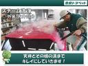 モーダ　チャーム　ＬＥＤ　オートエアコン　バックモニター　地デジ　ナビＴＶ　アイドリングＳＴＯＰ　セキュリティー　ＥＴＣ　エアバック　キーフリー　横滑り防止　助手席エアバッグ　ＡＢＳ　ＤＶＤ　メモリナビ　ベンチシート（43枚目）