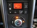 オートエアコンが付いています！１年中快適な室内を提供。車内温度を設定すると風量を自動で調整してくれます。