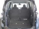 ワゴンならではの広々としたラゲージスペースを備えています。ライフスタイルに合わせて色々な物を積み込めます！