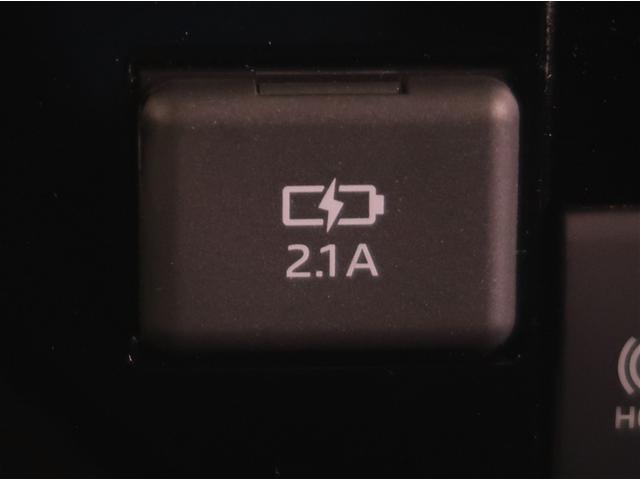 ルーミー カスタムG-T 助手席エアバック 両側オートスライドドア スマートキープッシュスタート LEDライト 1オーナー 横滑り防止機能 クルコン ETC付 アルミホイール キーレス DVD ドラレコ ナビ&TV エアバッグ(19枚目)