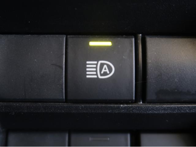 ヴォクシー ハイブリッドS-Z パワーウィンドウ DVD再生機能 インテリキー 横滑防止装置 地デジTV アクティブクルーズコントロール 1オナ フルオートエアコン リアカメラ エアバッグ ABS 100V充電 ナビTV WAC(15枚目)