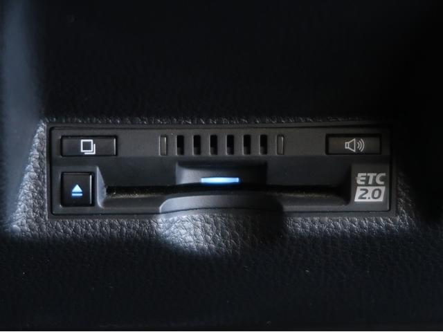 ヤリスクロス ハイブリッドＺ　インテリジェントキー　アルミホイル　ＬＥＤライト　１オ－ナ－　リアカメラ　クルーズコントロール　横滑り防止システム　ナビＴＶ　メモリーナビゲーション　電動シ－ト　パワステ　オートエアコン　キーフリー（21枚目）