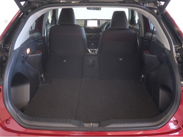 ヤリスクロス ハイブリッドＺ　インテリジェントキー　アルミホイル　ＬＥＤライト　１オ－ナ－　リアカメラ　クルーズコントロール　横滑り防止システム　ナビＴＶ　メモリーナビゲーション　電動シ－ト　パワステ　オートエアコン　キーフリー（32枚目）