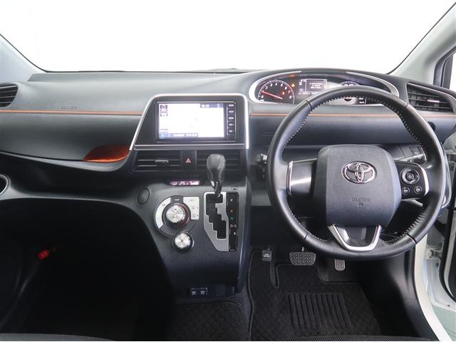 シエンタ ファンベースＧ　イモビ　パワステ　アイスト　デュアルエアバッグ　横滑り防止装置　エアバッグ　ドライブレコーダー　オートエアコン　パワーウィンドウ　ＡＢＳ　スマートキー　ワンオーナー車　ＥＴＣ　ワンセグ　ＡＵＸ（9枚目）