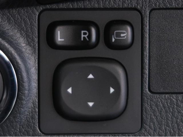 ヴィッツ Ｆ　セーフティーエディションＩＩＩ　ワンオーナー車　イモビライザー　衝突被害軽減ブレーキ　地デジ　パワーウィンドウ　ＤＶＤ　ナビＴＶ　ドライブレコーダー　ＬＥＤヘッド　エアバッグ　横滑り防止装置　パワステ　エアコン　メモリナビ　ＡＢＳ（21枚目）