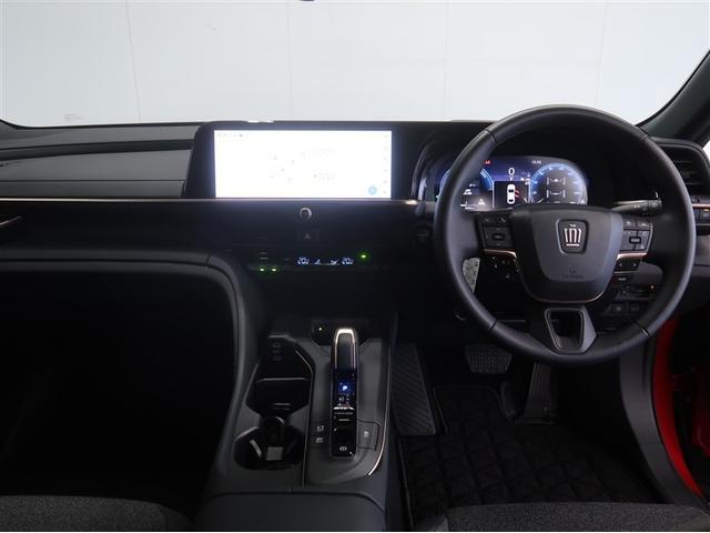 クラウンクロスオーバー Ｇアドバンスド　衝突軽減装置　フルセグテレビ　クルコン　横滑防止装置　ドライブレコーダー　ＬＥＤヘッドライト　Ｂカメラ　元試乗車　Ｐシート　ＥＴＣ　オートエアコン　ＡＣ１００Ｖ電源　ＡＵＸ　エアバッグ　４ＷＤ　ＡＢＳ（9枚目）