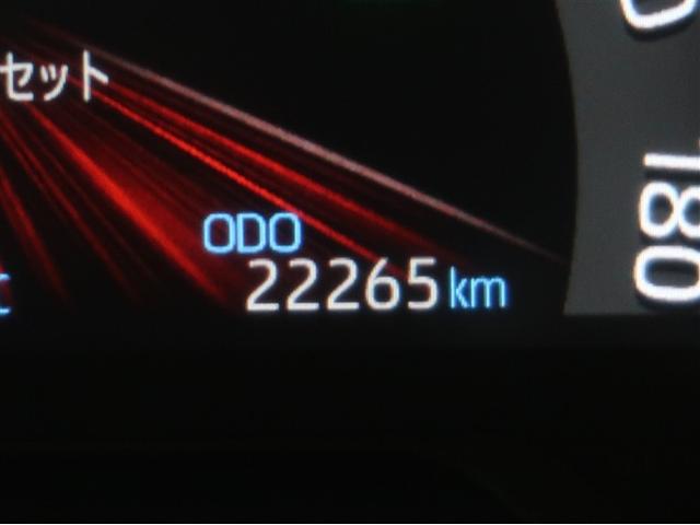 ＲＡＶ４ Ｇ　Ｚパッケージ　インテリジェントクリアランスソナー　エアロ　ＡＷＤ　ＬＥＤライト　アルミホイル　オートクルーズ　横滑り防止装置　バックガイドモニター　盗難防止装置　デュアルエアバッグ　メモリナビ　キーレス　ＡＢＳ（10枚目）