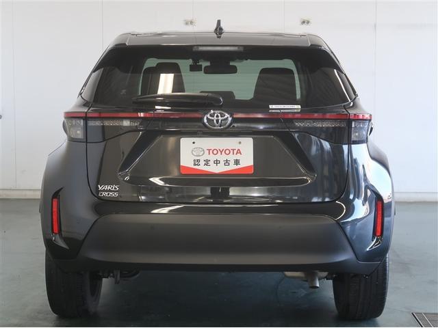 ヤリスクロス Ｚ　バックモニタ　ワンオーナ　横滑り防止システム　イモビ　カーテンエアバッグ　ナビ　クルーズＣ　エアコン　スマートキ－　アルミ　キーフリー　パワステ　ダブルエアバック　ＬＥＤヘット　エアバッグ　ＡＢＳ（7枚目）