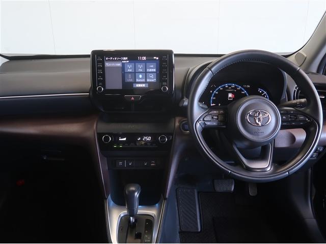 ヤリスクロス Ｚ　バックモニタ　ワンオーナ　横滑り防止システム　イモビ　カーテンエアバッグ　ナビ　クルーズＣ　エアコン　スマートキ－　アルミ　キーフリー　パワステ　ダブルエアバック　ＬＥＤヘット　エアバッグ　ＡＢＳ（9枚目）