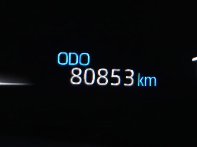 ヤリスクロス Ｚ　バックモニタ　ワンオーナ　横滑り防止システム　イモビ　カーテンエアバッグ　ナビ　クルーズＣ　エアコン　スマートキ－　アルミ　キーフリー　パワステ　ダブルエアバック　ＬＥＤヘット　エアバッグ　ＡＢＳ（10枚目）