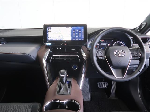 �X�^�C���b�V���ȃf�U�C���̃C���p�l�B�e����X�C�b�`�͎g���Ղ��ʒu�ɔz�u����Ă܂��B