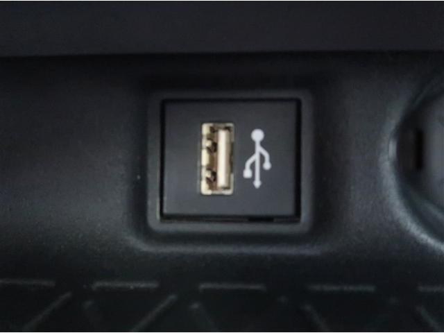 ＲＡＶ４ ハイブリッドＸ　ＴＶ　衝突被害軽減装置　地デジ　リアカメラ　盗難防止　オートクルーズ　ＬＥＤライト　スマ－トキ－　横滑り防止機能　ＥＴＣ車載器　アルミホイール　キーフリー　エアコン　ドラレコ　ＡＢＳ　エアバッグ（23枚目）