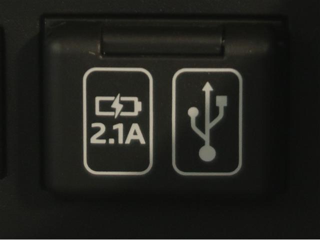 ライズ Ｚ　誤発進抑制機能　エアコン　テレビ　スマートキー＆プッシュスタート　地デジＴＶ　ドライブレコーダ　ＶＳＡ　盗難防止装置　ミュージックプレイヤー接続可　アイドリングストップ機能　クルコン　バックモニター（20枚目）