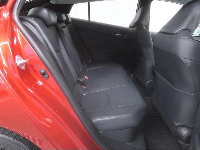 プリウス Ａツーリングセレクション　誤発進抑制　スマ－トキ－　ＥＴＣ車載器　横滑防止　ドラレコ付き　地デジ　Ｉストップ　イモビライザー　１オーナ　クルコン　ＬＥＤヘッドライト　ナビＴＶ　キーフリ　ＤＶＤ再生機能　アルミ　オ－トエアコン（30枚目）