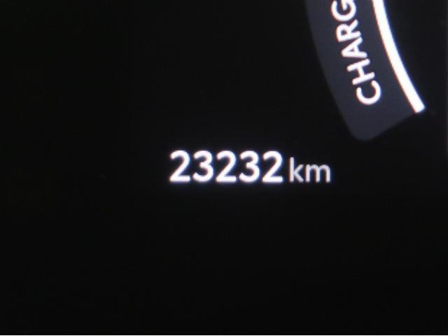 シエンタ ハイブリッドＺ　ＰＣＳ　クルーズコントロール　１オーナー　ＬＥＤヘッドライト　カーテンエアバック　ＡＢＳ　スマートキー　盗難防止装置　４ＷＤ　ＥＴＣ　ウォークスルー　３列シート　オートエアコン　アイドリングストップ（10枚目）