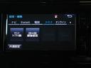 Ｓ　ＤＶＤ視聴可能　ＬＥＤヘット　地デジテレビ　盗難防止システム　スマキー　ＡＣ　ナビ＆ＴＶ　横滑り防止システム　バックガイドモニター　ＥＴＣ車載器　アルミホイール　運転席パワーウィンドウ　リモコンキー（12枚目）